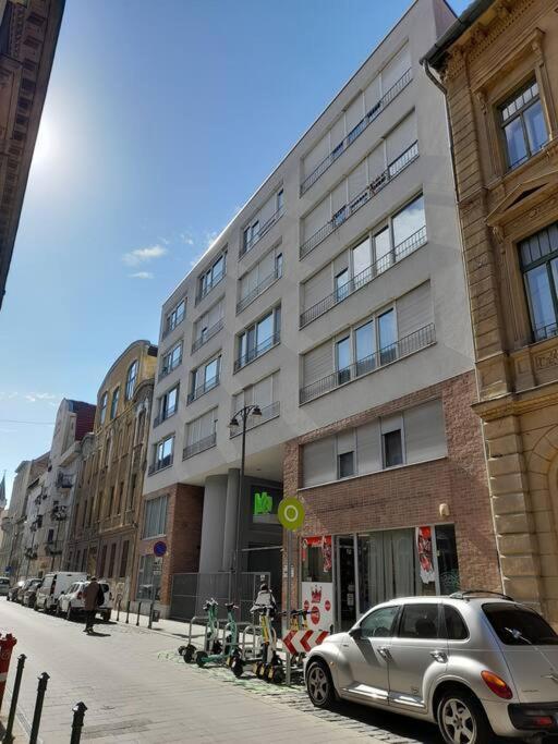 Lovely Apartment In City Centre For 4 Guests Budapeşte Dış mekan fotoğraf